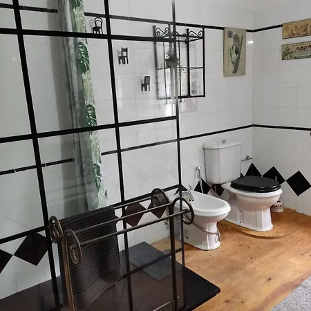 Fully Equipped Indian Apartment *